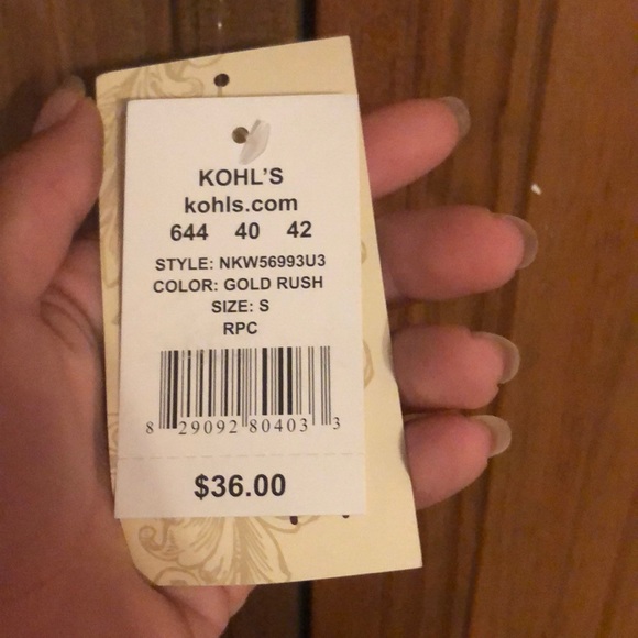 Yellow checkered off the shoulder long sleeve - Picture 2 of 4